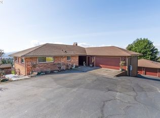 320 Highland Park Dr, Kelso, WA 98626