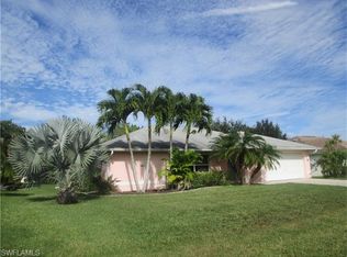 209 SE 22nd Ter, Cape Coral, FL 33990