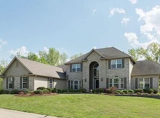 12560 Grandview Forest Dr, Saint Louis, MO 63127