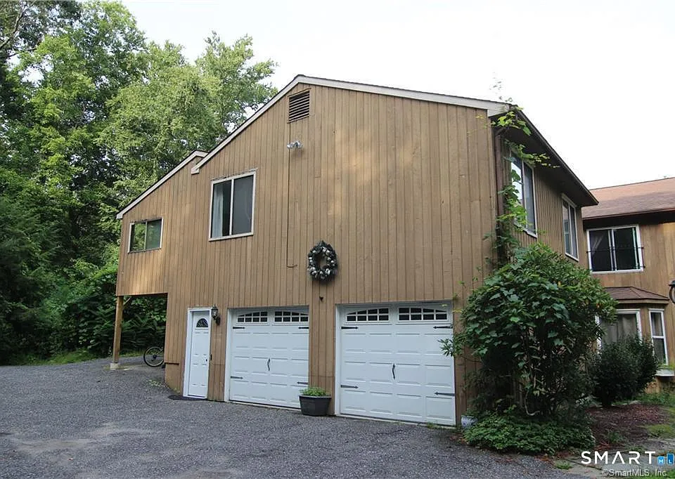 8 Cawdor Burn Rd #A