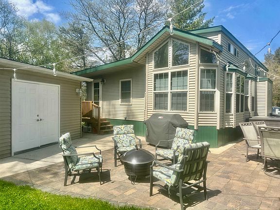 3rd image of 474 Westview Ct