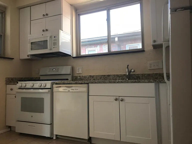 7142 Amherst Ave #2 — Photo 14