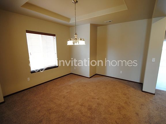 3rd image of 5601 117th Pl NE