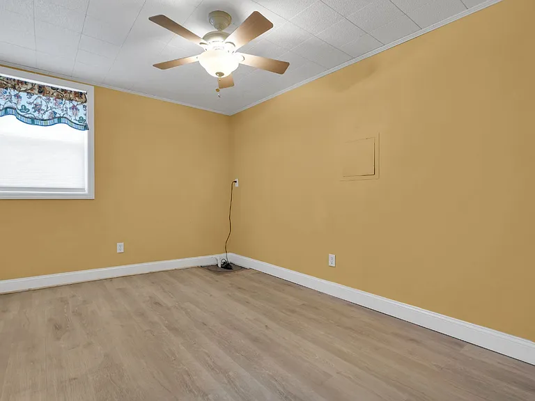 2317 South St — Photo 11