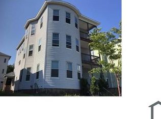 486 Park Ave #1, Worcester, MA 01610