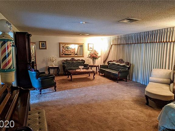 3rd image of 2310 Laurie Dr