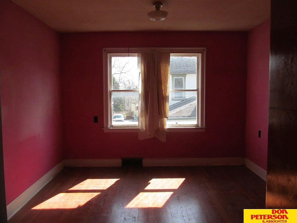 800 West St, Herman, NE 68029 Zillow