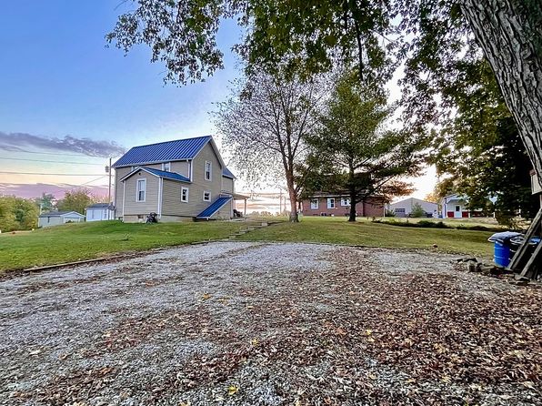 5216 E Main St, Dubois, IN 47527