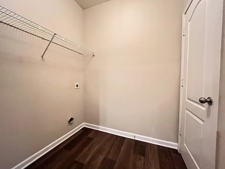 Wesley Kensington Apartments at Stonecrest — Photo 425