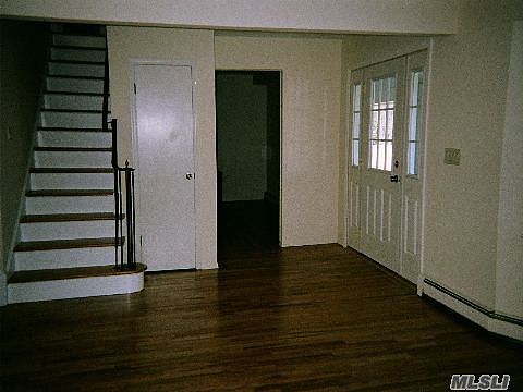5th image of 28 Parr Dr