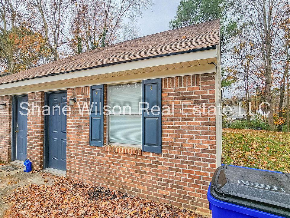 1st image of 3354 Steeple Cir NE