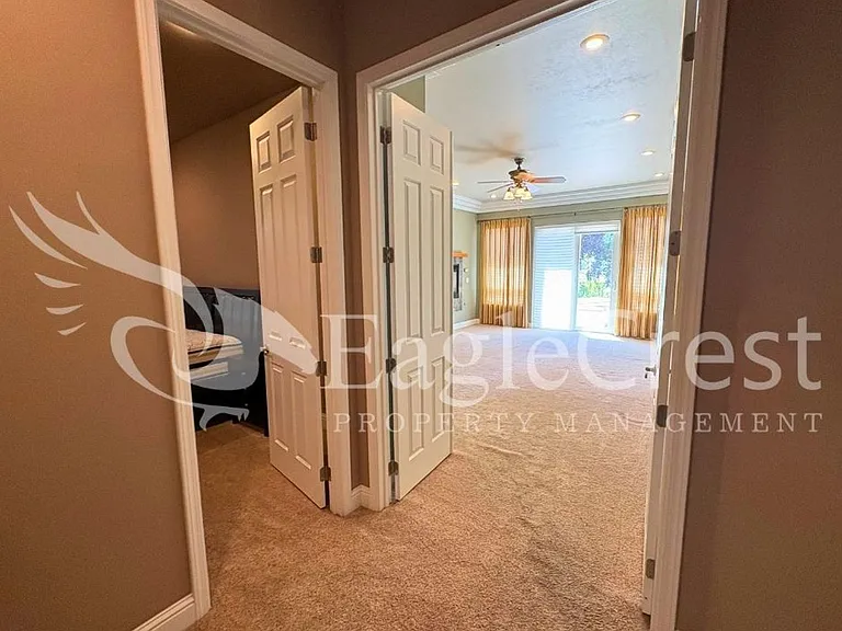 44 Vinehill Dr — Photo 41