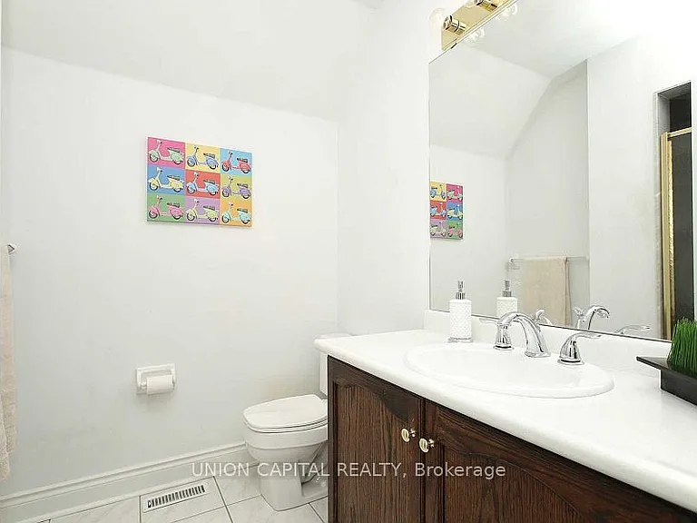 75 Langtry Pl — Photo 20