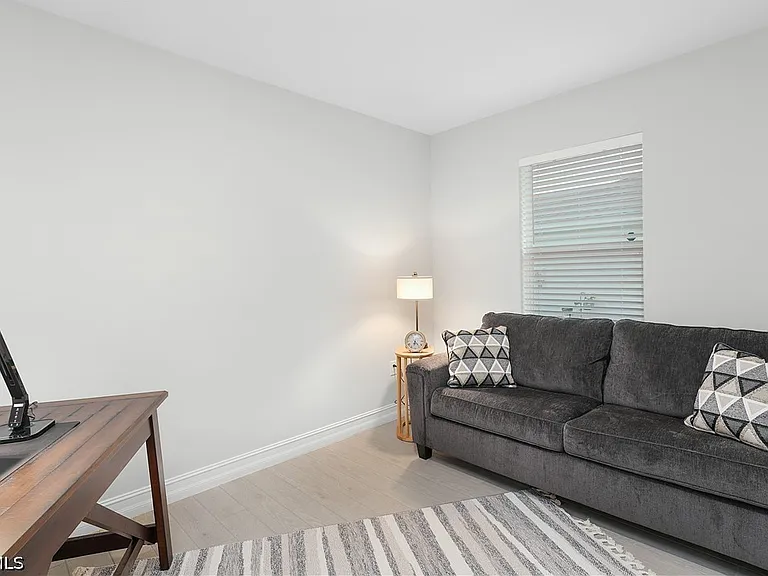 44442 Palm Frond Dr — Photo 14