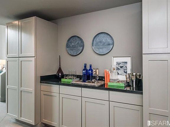 3rd image of 39 Boardman Pl APT 101