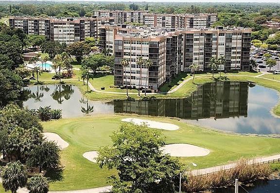 4th image of 1200 Saint Charles Place #201