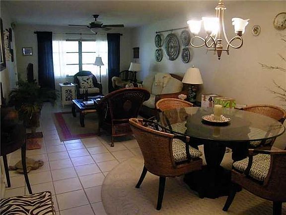 4th image of 175 SE Saint Lucie Blvd Unit Un I 228