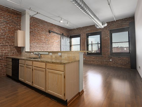 2nd image of 200 Main St APT 408