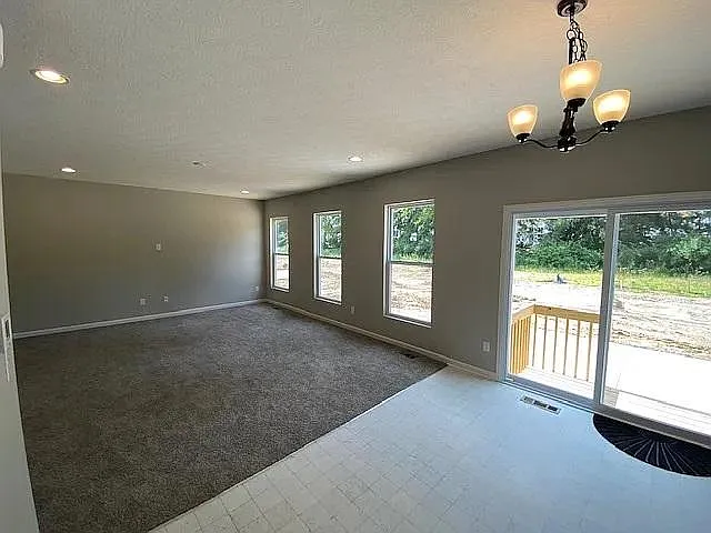 7861 Oldham Dr — Photo 50