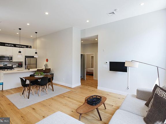 5th image of 220-24 S 3rd St #102