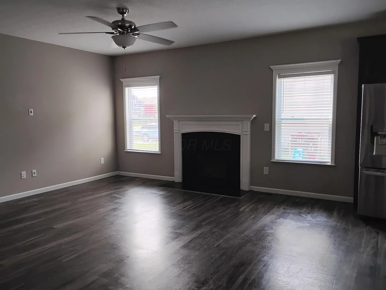 4 bed, 2.5 bath, 2872 sqft, $2,895 — Photo 4