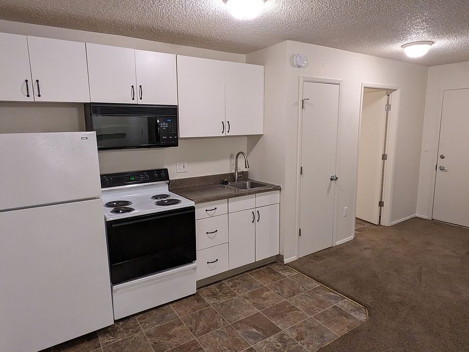 2nd image of 10 S Porter St