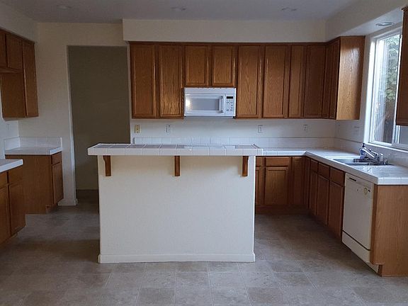 4th image of 3329 Cottonwood Canyon Dr