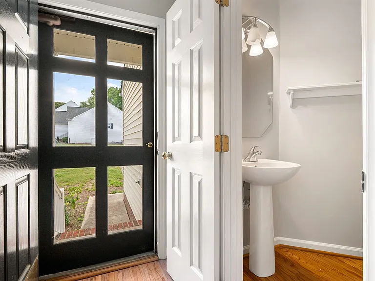 5412 Grand Traverse Dr — Photo 11