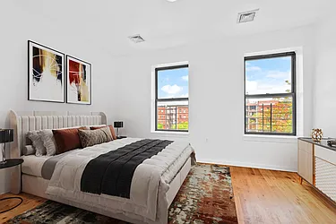 Rented by R New York