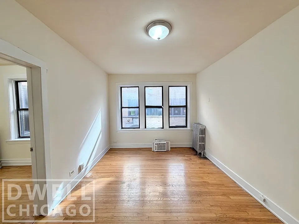 1516 N Kedzie Ave #2F