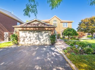 30 Starling Ct, Brampton, ON L6Z 3P5