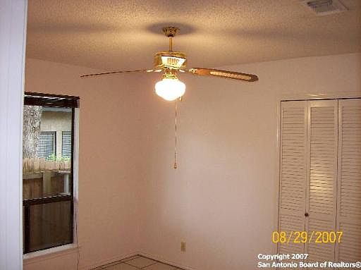 5th image of 3211 THRUSH BEND