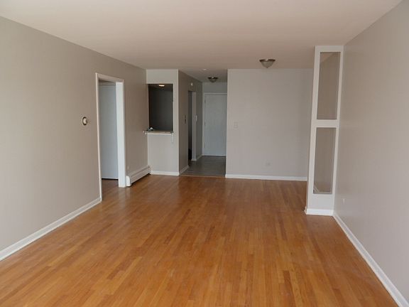 4th image of 2411 W Fitch Ave APT 4A