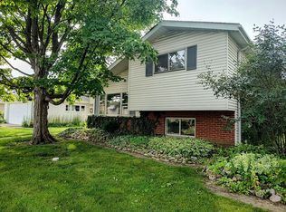 495 W Myrick Ave, Addison, IL 60101