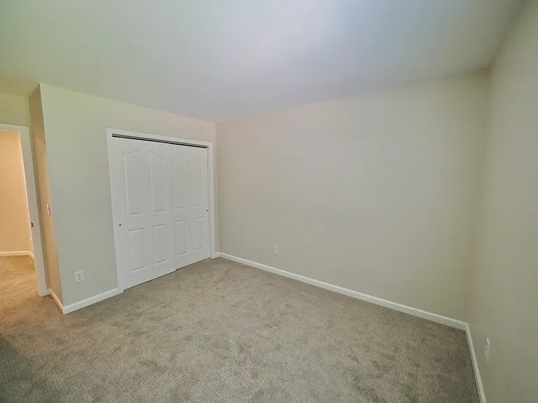 27 Border Ave — Photo 26
