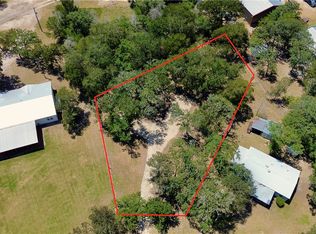 200 Lombardi Ln, Somerville, TX 77879