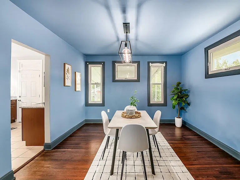211 E Jenkins Ave — Photo 10