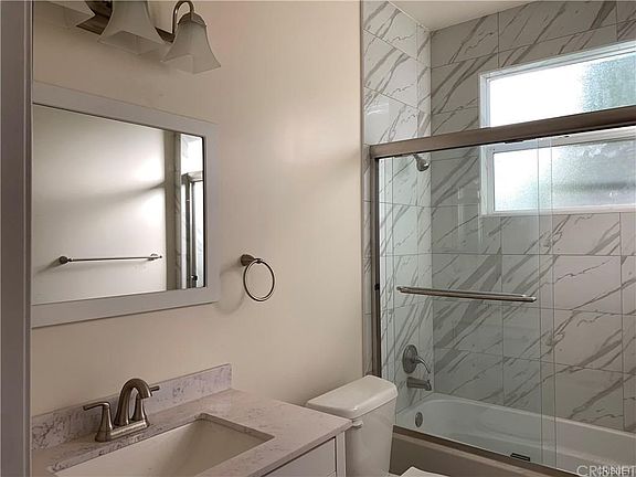 3rd image of 6735 Morella Ave #1/2