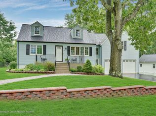 19 Unity Ct, Middletown, NJ 07748