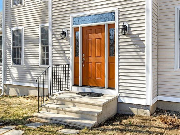 5th image of 4 Shannon Dr