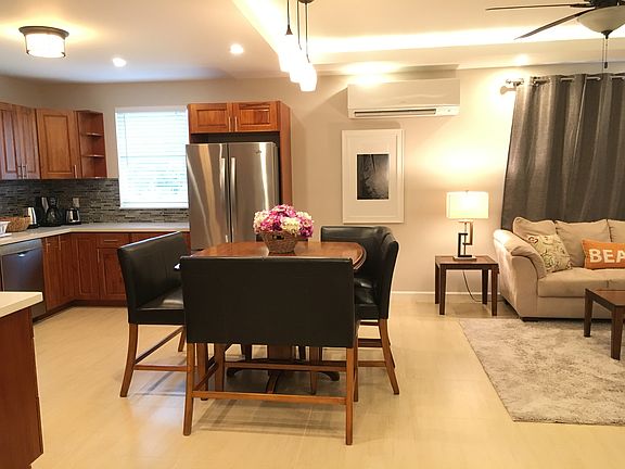 3rd image of 709 Akumu St #B