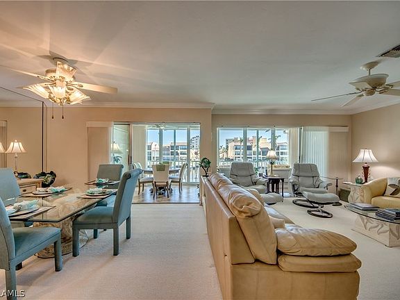 5th image of 4021 SE 19th Pl APT 206