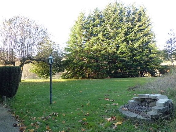 3rd image of 311 Oneil Rd