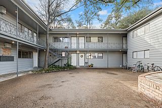 803 W 28th Street _104_02 Small_02142023