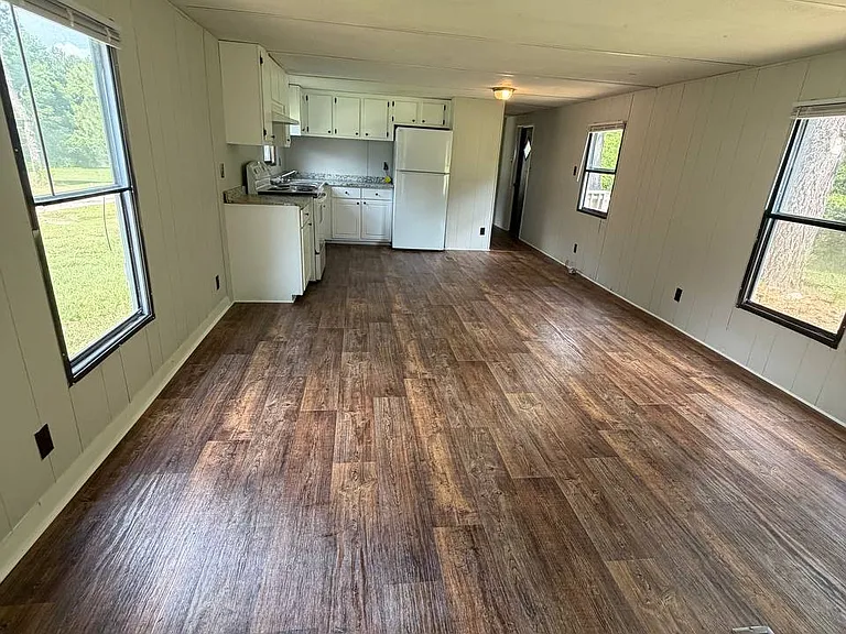 536 Abbott Rd #6 — Photo 9