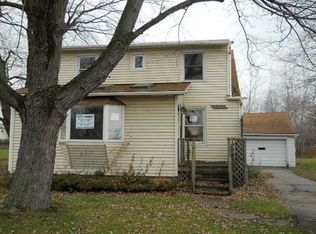 16045 E Thirteen Mile Rd, Fraser, MI 48026