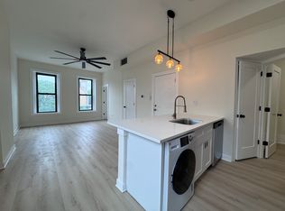 1320 W Ohio St #3F, Chicago, IL 60642