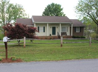 172 Apple Tree Rd, Roanoke, VA 24019