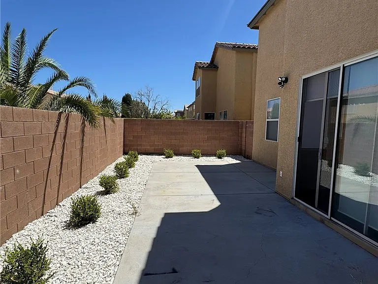 5352 Magnolia Crossing St — Photo 15