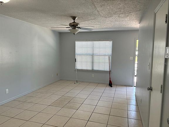 3rd image of 2302 Maki Rd APT 25